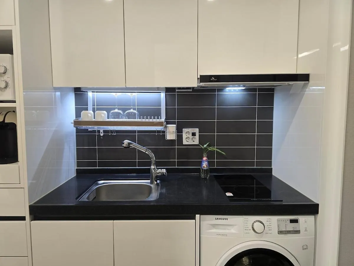 Apartemen Cozy Stay #Songdo Dalbit Festival Park Incheon Korsel